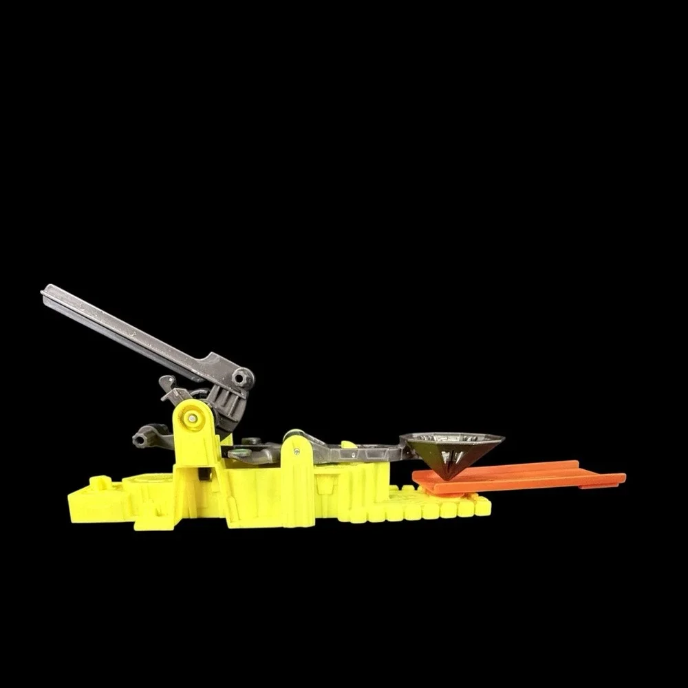 Mattel Hot Wheels: Trick Tracks Radar Rocket Set Replacement No Rocket‎